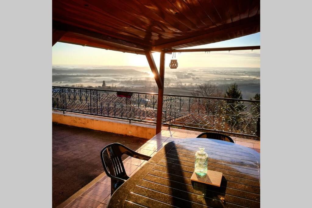 Vue Panoramique Sur Le Vignoble Διαμέρισμα Sancerre Εξωτερικό φωτογραφία